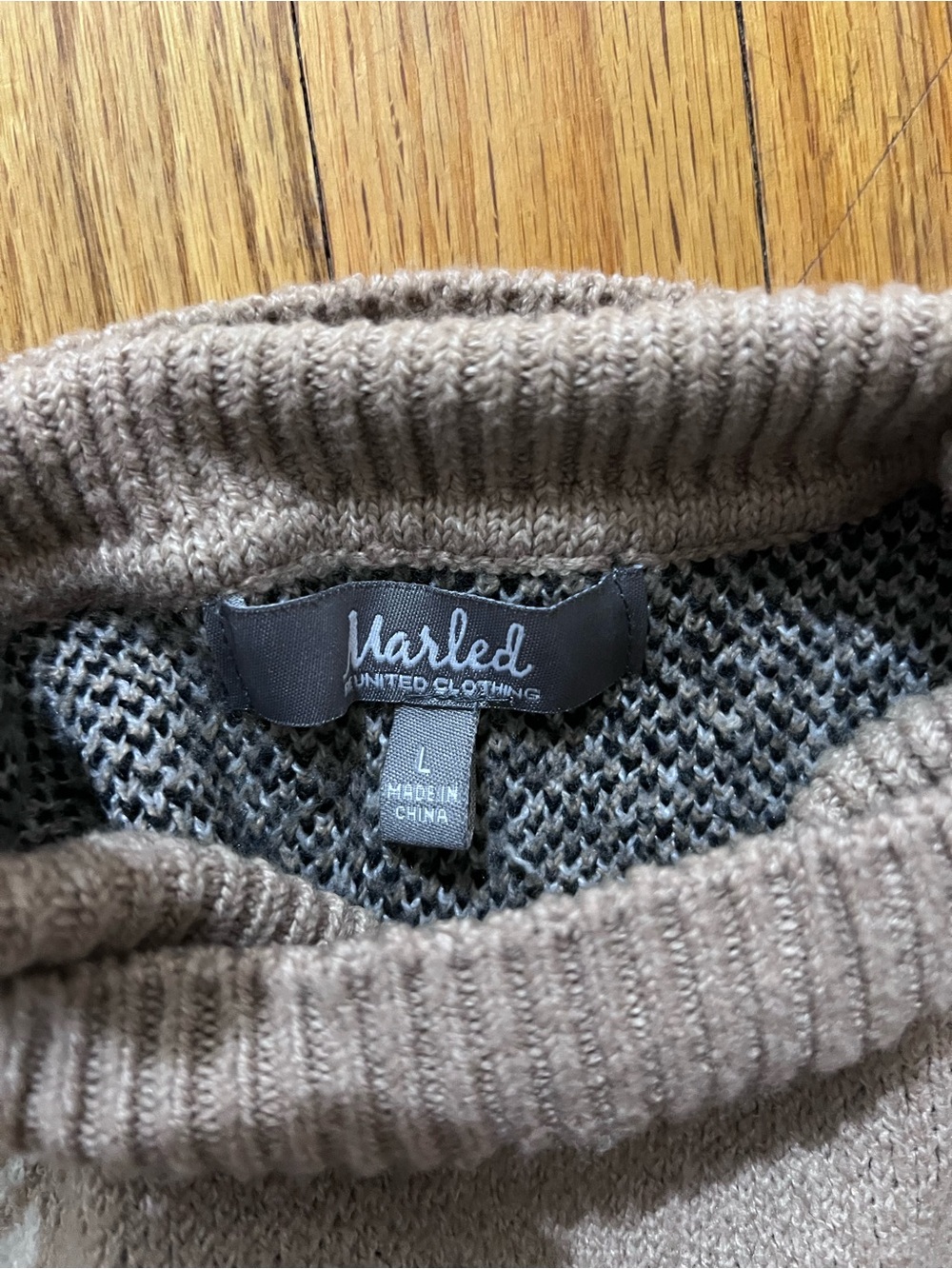 Women’s Taupe Knit Sweater - L
